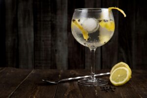 Da quelli firmati dalle celebrities alle varianti made in Italy: oggi è il “World Gin Day”