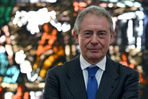 “Dobbiamo difendere il vino come fatto fino ad oggi, con il buon senso e con la Dieta Mediterranea”