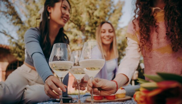 L&rsquo;Asti vola in Cina, in netta controtendenza al resto del vino. E l&rsquo;Asia diventa il terzo mercato