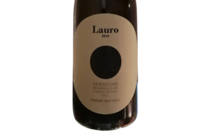 Poderi Mattioli, Doc Verdicchio dei Castelli di Jesi Classico Superiore Lauro 2010