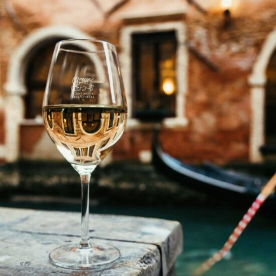 “Feel Venice” by Consorzio Doc della Venezie al Convento dei Carmelitani Scalzi a Venezia