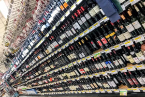 Wine and gdo: volumes down in the first 6 months 2024. Only sparkling wines return to growth