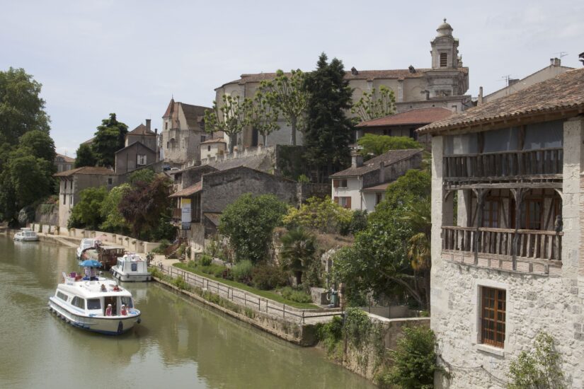 L’enoturismo in battello in Francia con “Le Boat” - Aquitania (Ph. Phillipe Benoise)