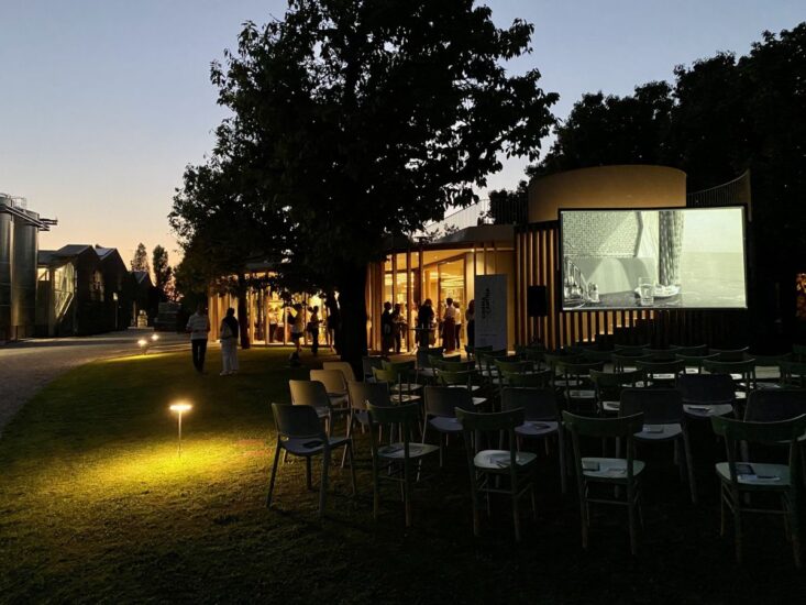 Il “Cinema in Cantina” nelle aziende del Consorzio del Prosecco Doc (ph: Cantina Pizzolato) 
