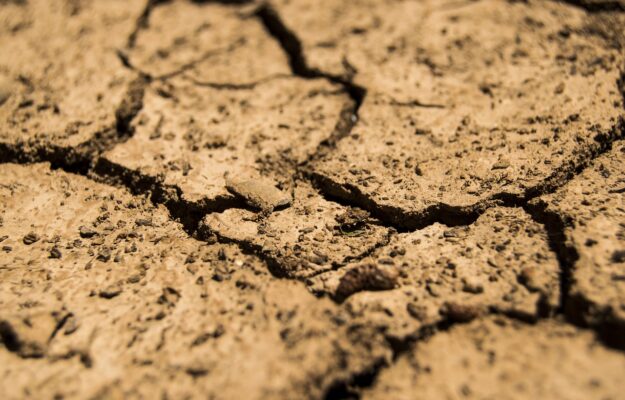 ACQUA, AGRICOLTURA, ANBI, CAMBIAMENTO CLIMATICO, CONSORZI DI BACINO, EMERGENZA CALDO, EVENTI ESTREMI, FERRAGOSTO, nubifragi, SICCITA', Non Solo Vino