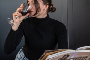 Vino, cucina e letteratura, la “ricetta” per chi ama mangiare bene. Come i grandi intellettuali