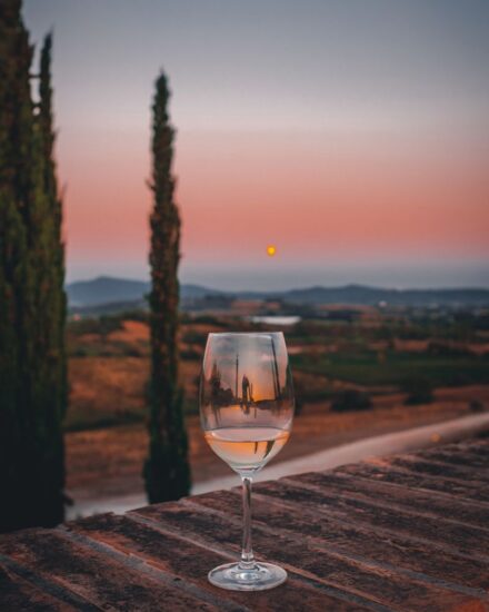 Ammirando la Superluna alla Rocca di Frassinello in Maremma, la cantina firmata Renzo Piano