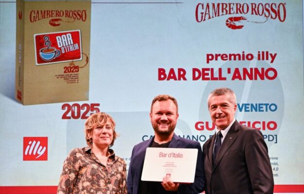 BAR, BAR D'ITALIA, CAFFE', GAMBERO ROSSO, GUIDE, ILLY, Non Solo Vino