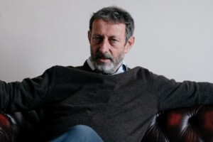 Michele Serra: “una bella rivoluzione? Richiamare gli chef cuochi e desnobbizzare il vino”