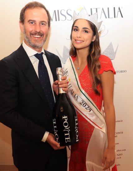 Brindisi con il Prosecco Doc ad Ofelia Passaponti, Miss Italia 2024 (ph: Ponte1948)
