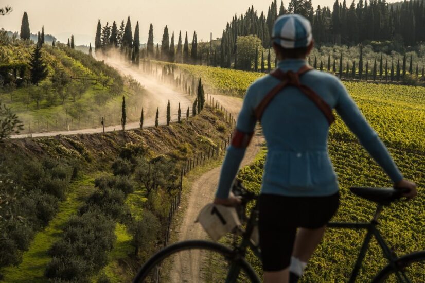 “L’Eroica” autentica di Gaiole in Chianti, sulle strade bianche del Chianti Classico 