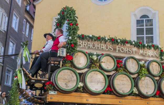 AMICI, ASSOBIRRA, CONVIVIALITA', DISTRIBUZIONE, FESTE DI PAESE, HORECA, IPSOS DOXA, ITALGROB, TAVOLA, Non Solo Vino