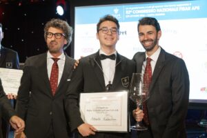 Il “Miglior Sommelier Fisar” 2024 è il giovanissimo Alberto Rabachin, di Milano, classe 2000