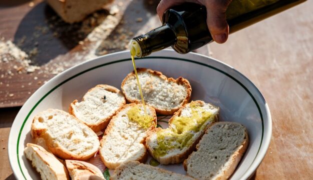 Olio italiano, quotazioni in calo e notevoli difficolt&agrave; di collocazione del prodotto