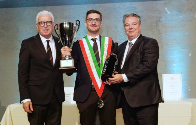 AIS, ANDREA GUALDONI, DA VITTORIO, SOMMELIER, TASTEVIN, TRENTODOC, VITAE, Italia