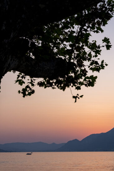 Viaggio in Franciacorta: il lago di Iseo al tramonto (ph: A. Federici)