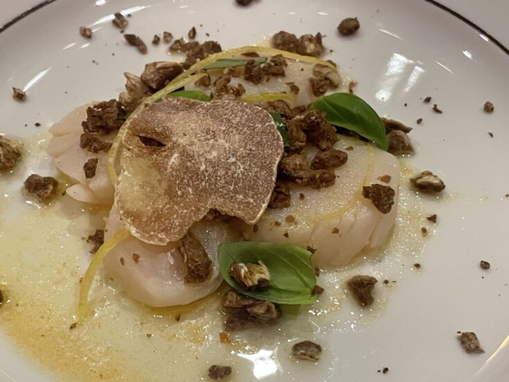 Grandi vini e alta cucina con La Paulée e i piatti dello chef tristellato Michel Troisgros