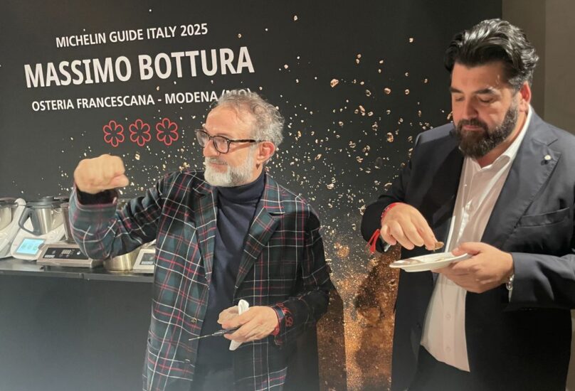 Gli chef tristellati Massimo Bottura e Antonino Cannavacciuolo