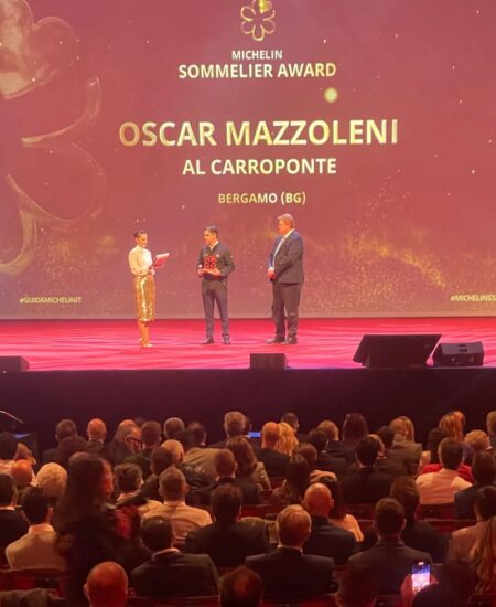 Premio Michelin Sommelier 2025 by Consorzio Franciacorta ad Oscar Mazzoleni del ristorante Al Carroponte, a Bergamo