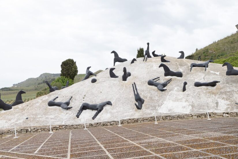 La “Montagna di Sale” di Mimmo Paladino a Gibellina 