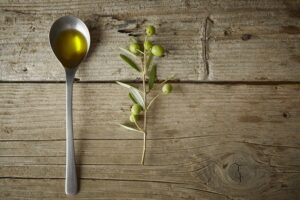 Piano Olivicolo Nazionale: la strategia anti-crisi per l&rsquo;olio extravergine italiano