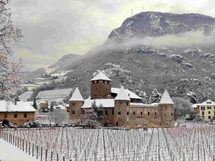 Castel Mareccio, circondato di vigneti a Bolzano