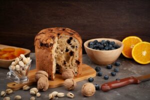 Panettone batte pandoro: il 73% degli italiani preferisce il dolce natalizio di Milano