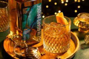 Un film, un cocktail: ecco “Cinepanettology”, la drinklist dedicata alle pellicole cult di Natale