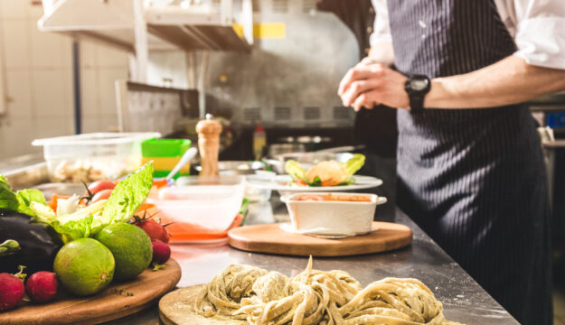 Il 75% degli italiani considera molto o abbastanza importante l&rsquo;impegno ambientale di un ristorante