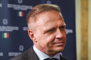 WineNews “a tu per tu” con il Ministro dell’Agricoltura, Francesco Lollobrigida