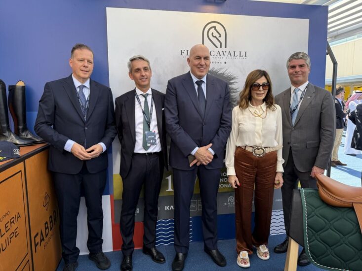I Ministri Guido Crosetto e Daniela Santanchè con i vertici Veronafiere