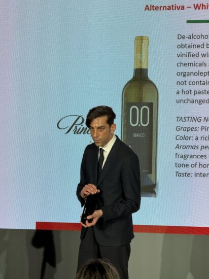 La masterclass “Italian Grapes Reimagined: An Alcohol-Free Tasting Experience” by Veronafiere e Italian Trade Agency (Ita) 