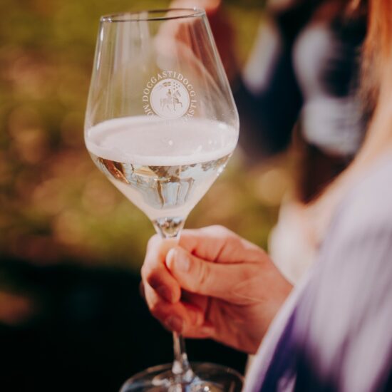 L’Asti è la bollicina ufficiale del Festival Agrirock “Collisioni” ad Alba