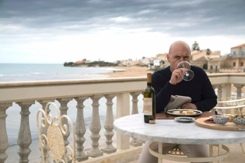 Il Commissario Montalbano nella sua casa a Punta Secca 
