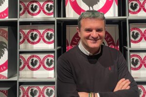 “Il vino non è solo alcol, non è sballo, ma sta alla base della tavola e della cucina”