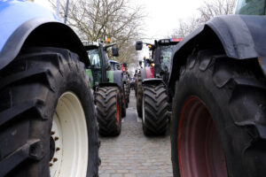 I trattori pronti a tornare in piazza con il Consiglio Unitario della Mobilitazione contro la Crisi