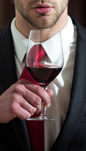 “AAA cercasi” direttori generali e commerciali per superare la fase complessa del vino