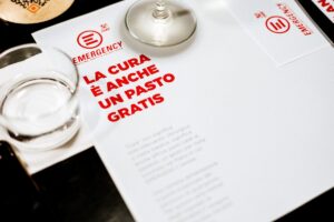 Emergency, torna “100 Cene”: con un pasto al ristorante si sostengono le missioni della Ong