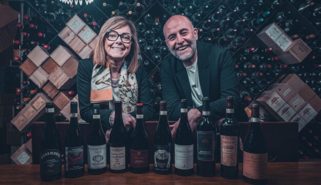 L’Antica Bottega del Vino, vero e proprio “tempio” del vino italiano e non solo, va a Cortina