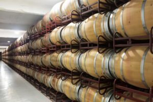 “Cantina Italia”, scendono a 46,6 milioni di ettolitri le scorte di vino a maggio 2025 “Cantina Italia”, scendono a 46,6 milioni di ettolitri le scorte di vino a maggio 2025