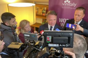 “Lo scontro Usa-Ue sui dazi sia la base per rafforzare i rapporti con un mercato insostituibile”