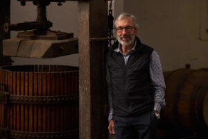 A Stephen Henschke il “Winemakers’ Winemaker Award” 2025 dei Masters of Wine e “The Drinks Business”