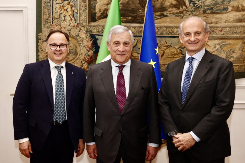 Paolo Castelletti e Lamberto Frescobaldi, vertici Uiv, ed il Ministro degli Esteri, Tajani