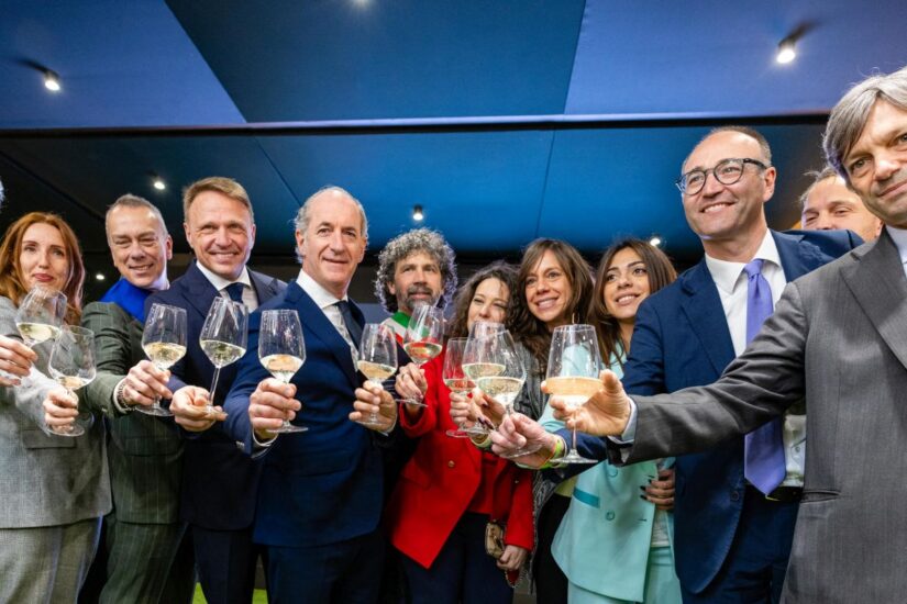 Dazi no panico: il messaggio di Vinitaly (ph: Veronafiere/Ennevi)