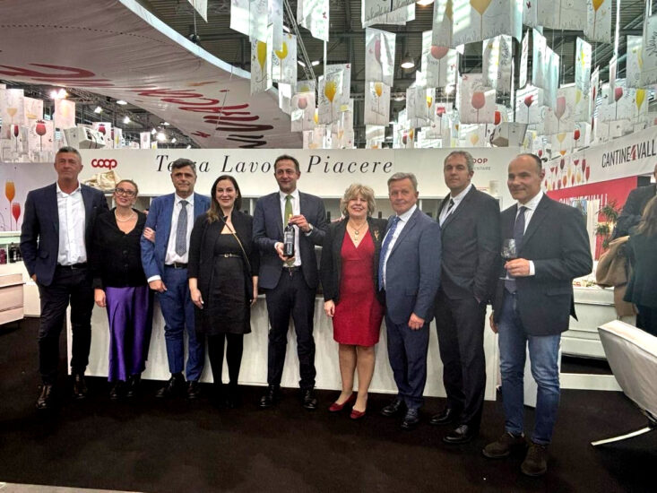 Il Commissario Hansen da Legacoop Agroalimentare e Coop Italia