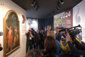 Francesco Lollobrigida: “chi vuole aprire una guerra con gli Usa fa ridere: c’è una trattativa”