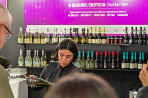 I vini “No-Lo” nel 2024 nel mondo valgono 2,4 miliardi di dollari (1,2% del totale). Ma cresceranno