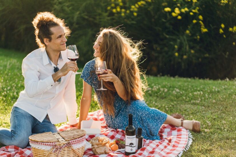 “Sunset pic-nic” al tramonto sulle colline vitate del Chianti Classico da Vallepicciola