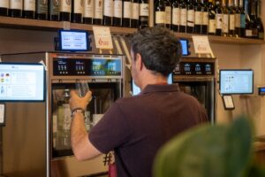 Se la degustazione diventa apprendimento: nasce il primo infotainment enologico