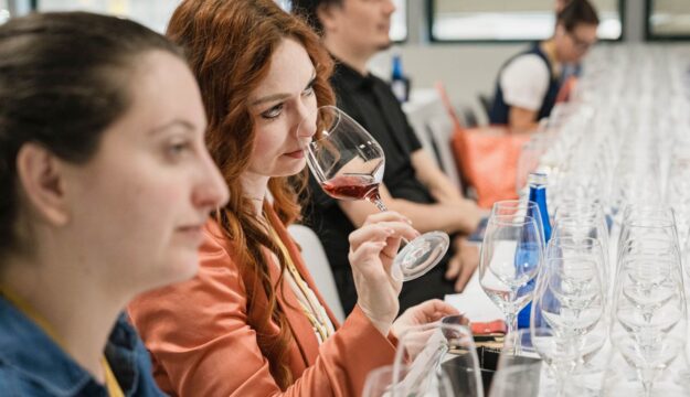 Vinitaly 2026: il vino italiano alla riscossa, per andare oltre la complessit&agrave; del presente